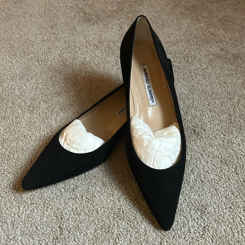 Manolo Blahnik Women’s Shoes (flats)